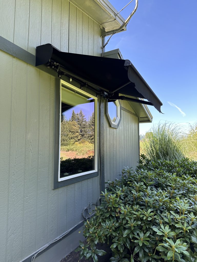 window-awning-retractable